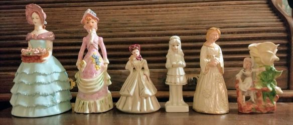 Vtg Figurines 