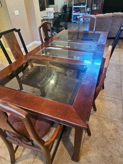 Kitchen table