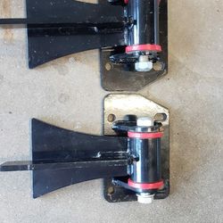Ls engine mount brackets and custom body mounts