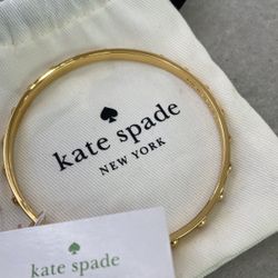Kate Spade ♠️ Gold Bangle Bracelet 