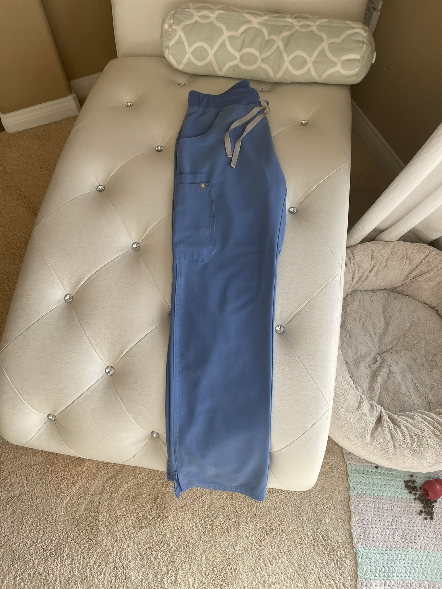 FIGS Technical Collection Cargo Scrub Pant