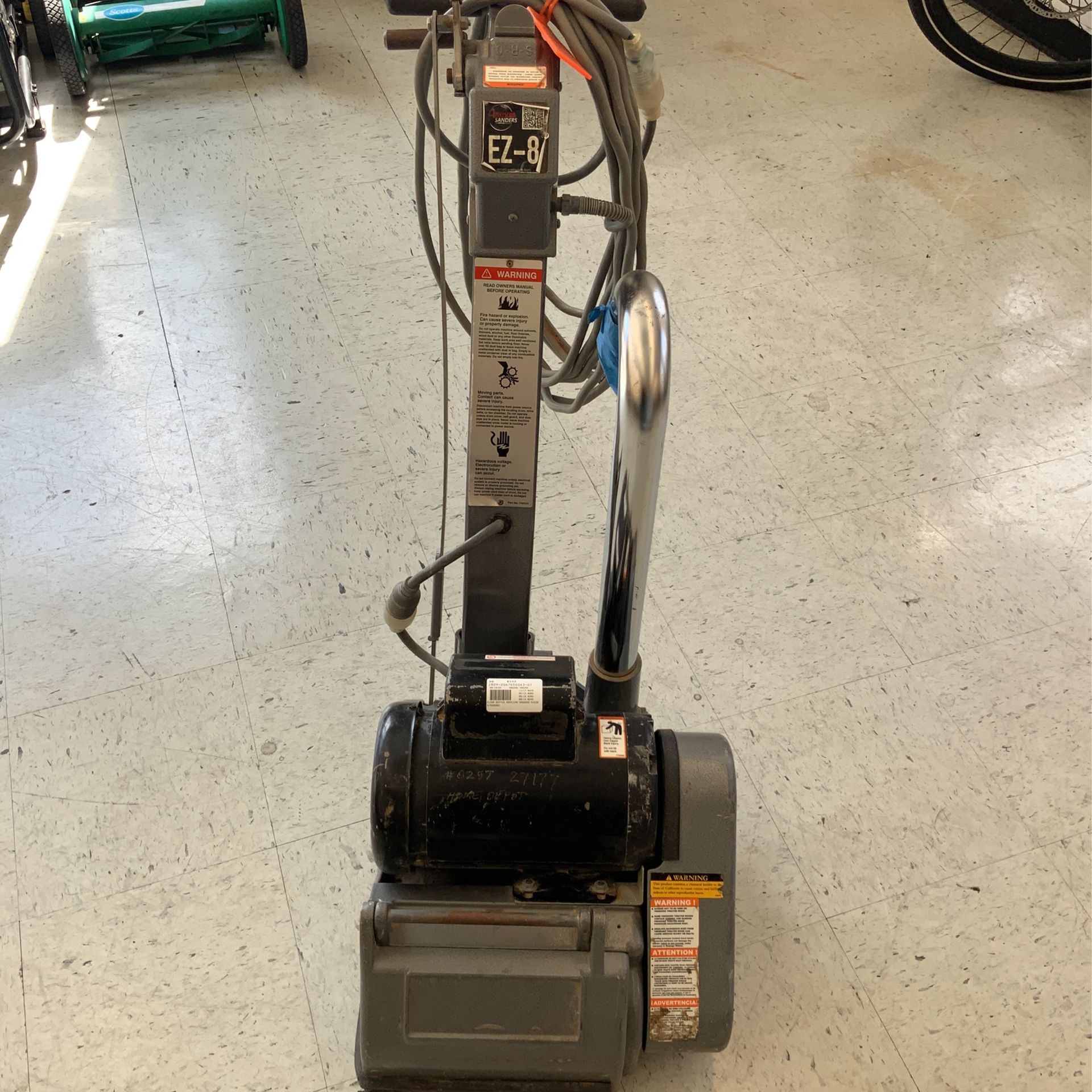 Floor Equipment Buffer Ez-8