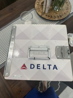 Delta Aviation Galley Box