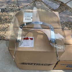 2005 HD Deluxe Windshield