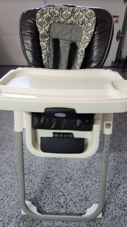 Graco Blossom High Chair - Convertible 4-in-1 - Adjustable All Parts