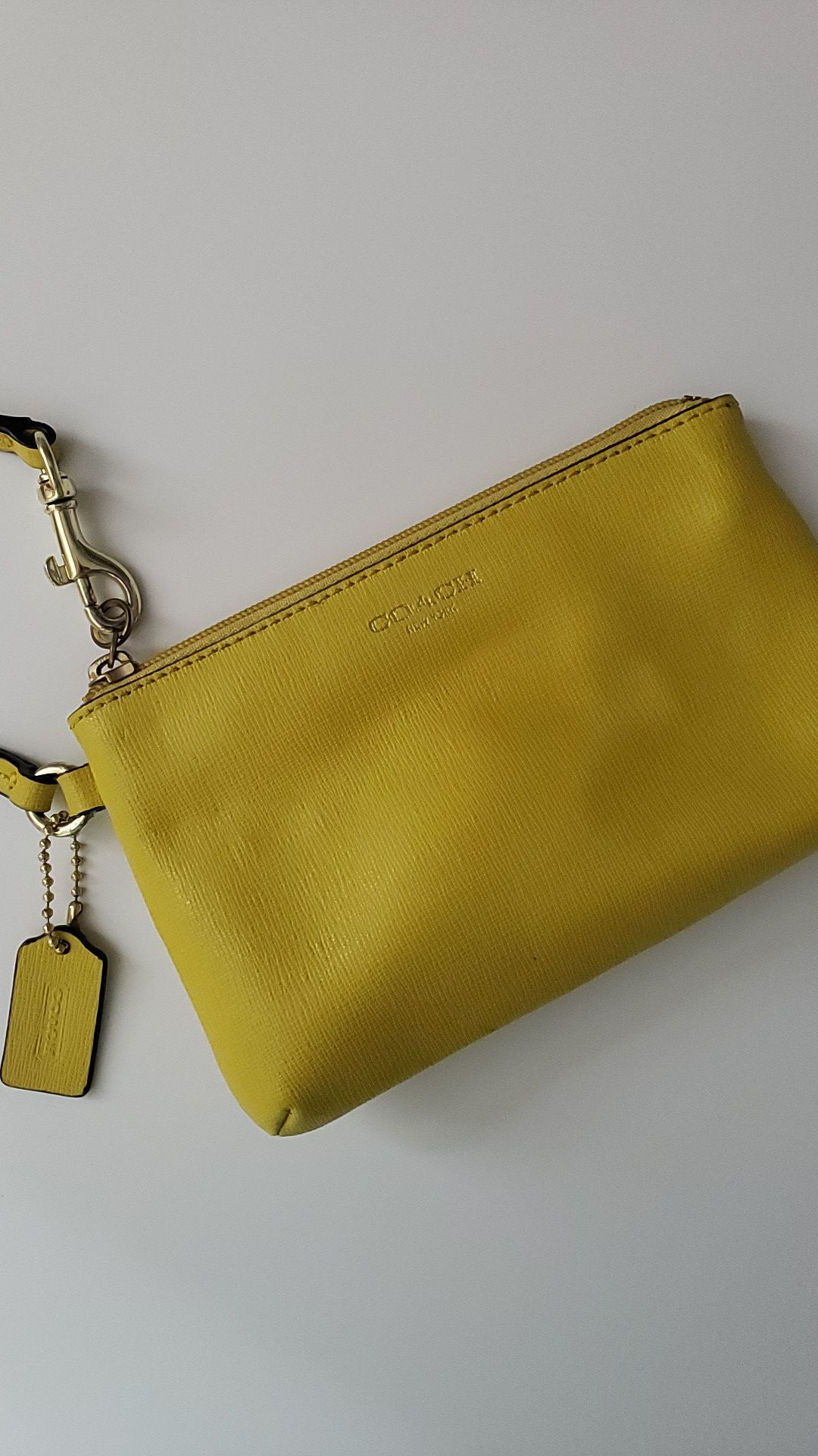 COACH Yellow wristlet AUTHENTIC GREAT condition