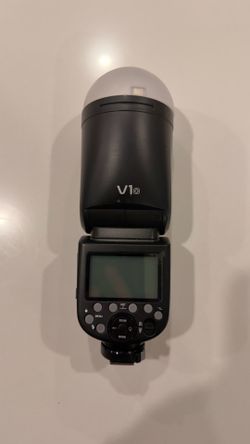 GODOX V1O Flash (Olympus/Panasonic)