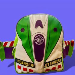 The "winged" Buzz Lightyear backpack, exclusive to Disney Parks