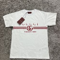 Gucci t shirt size S