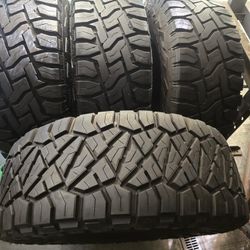 4 TIRES LT37-13-50R18"