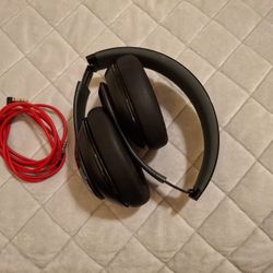 Beats Studio Wired 