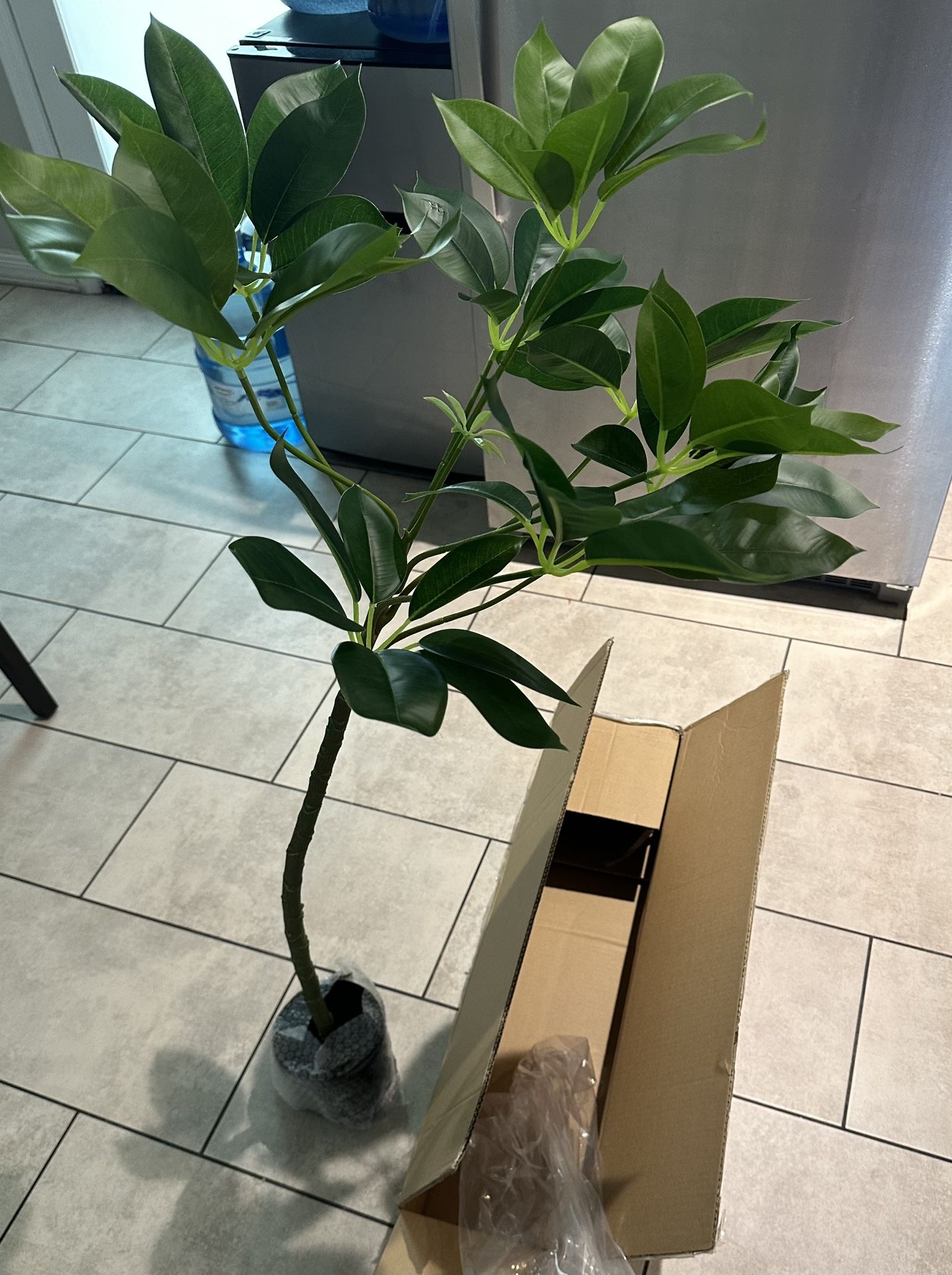 AfanD Artificial Umbrella Tree, 4ft(47in) Tall Fake Plants
