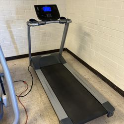 Precor Trm211 Treadmill 