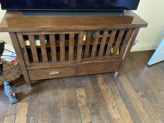 Wood Furniture/ Tv Stand 