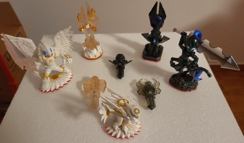 Skylanders Trap Team Light and Dark Expansion kits Lot : Spotlight/Chaos Crystal