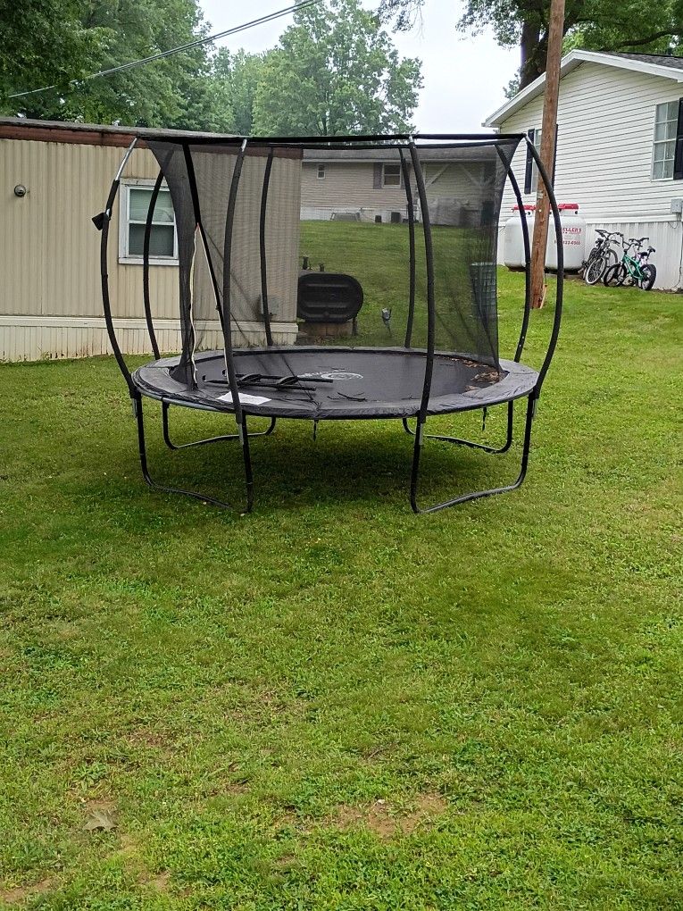 Trampoline