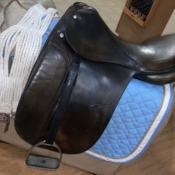 Max Hopfner Dressage Saddle Girth And Pad 