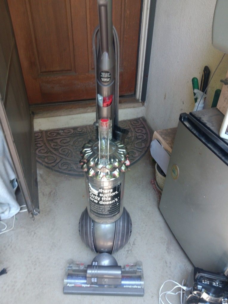 !! Vacuum Dyson 