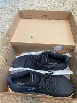 Altra sneakers, new , size 9, women