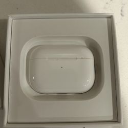 AirPods Pro Gen 2 (Excellent Condition)