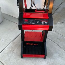 Snap On Battery Charger and Starter  Plus 