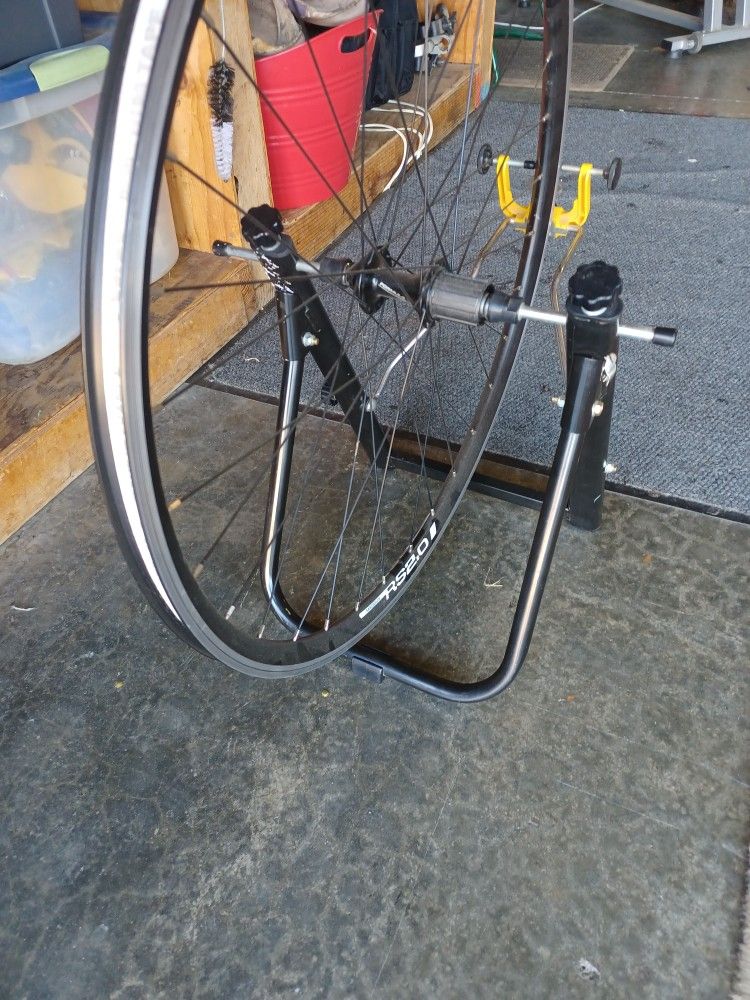 M I N O U R A Portable Truing Stand