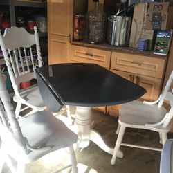 Farmhouse Drop Leaf  Dining Room Table With 3 Chairs