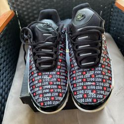 Nike Just Do It Sneakers