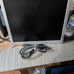HP  Desktop Monitor L1710