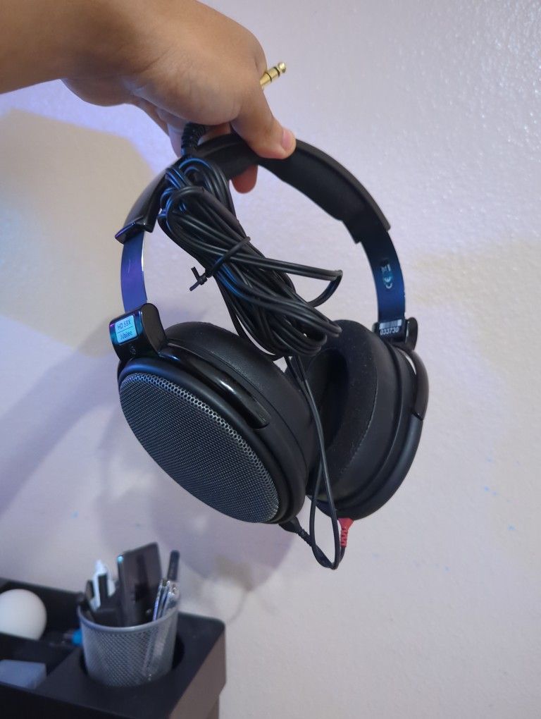 Sennheiser/Massdrop 58x Headphones