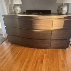 Bernhardt 9 Drawer Dresser EUC 