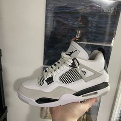 Jordan 4 Military’s 