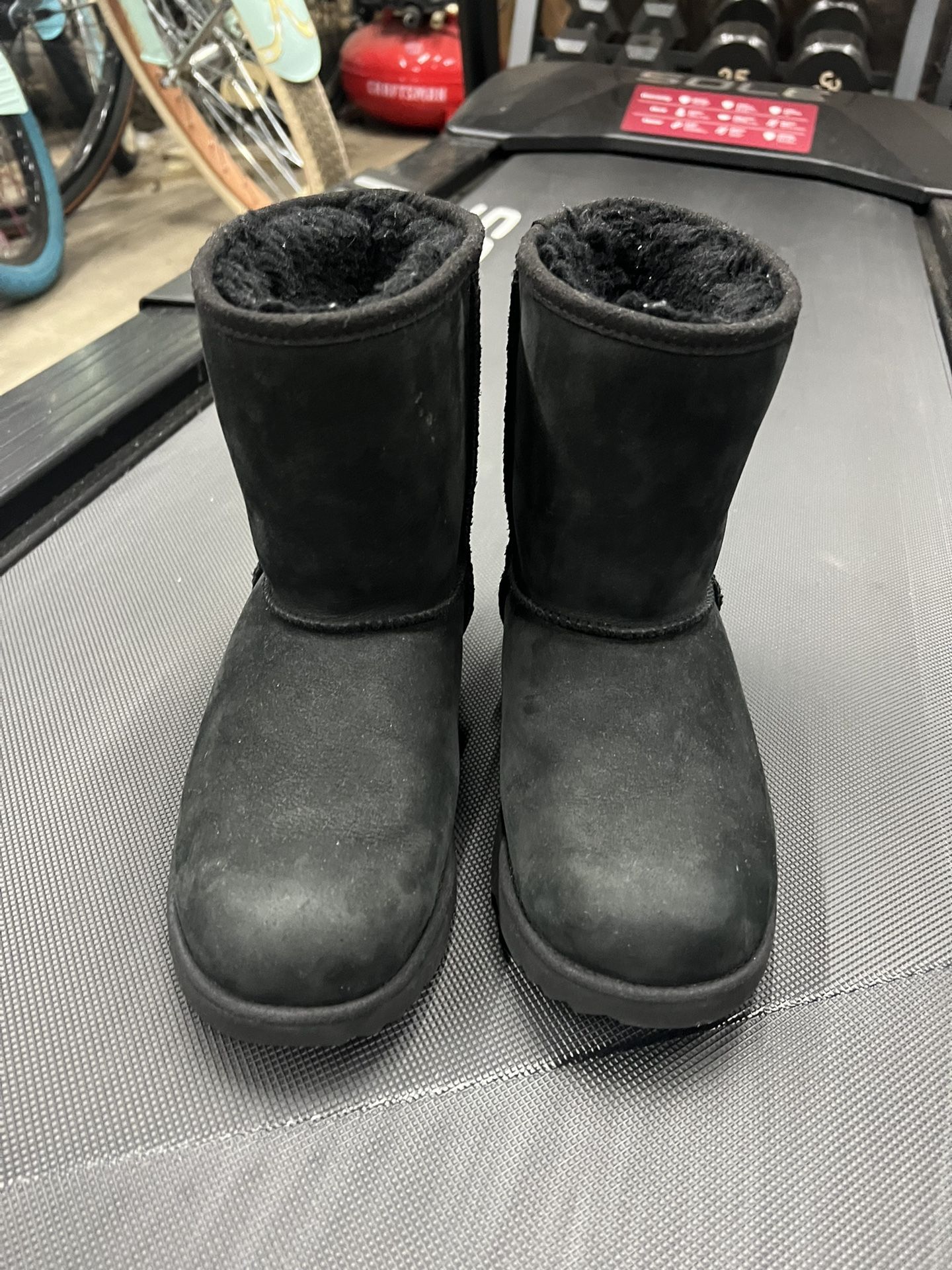 Size 4 Uggs Used In Great Shape!