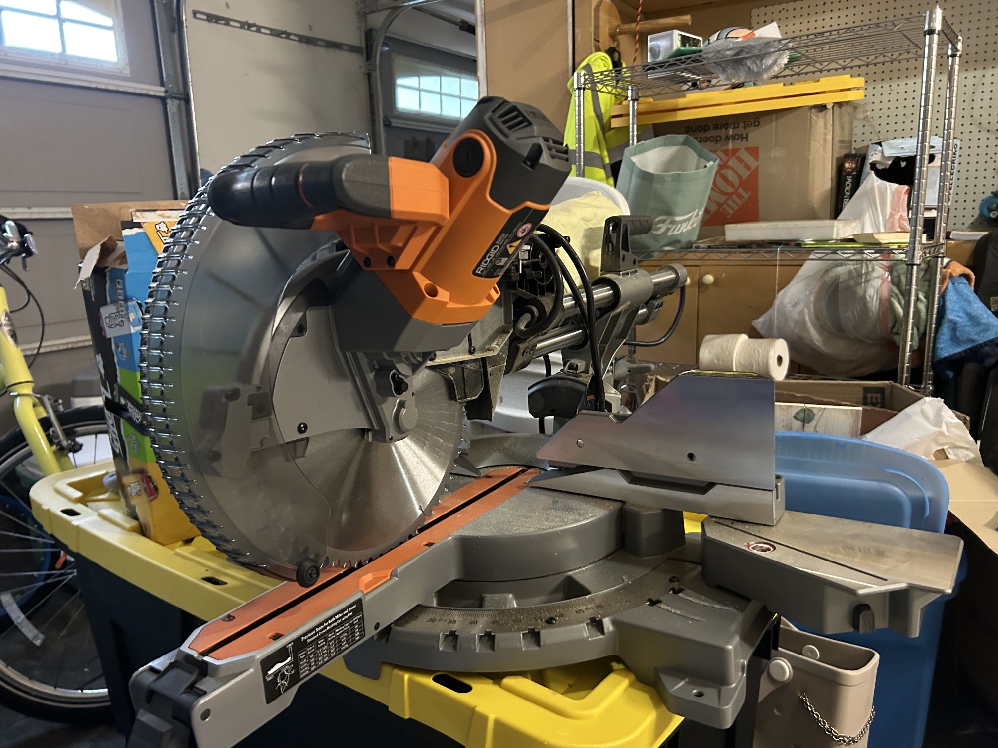 Rigid 15amp Corded 12 in. Dual bevel miter saw LED Cut Line