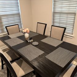 Black Dining table W/ 6 Chairs 