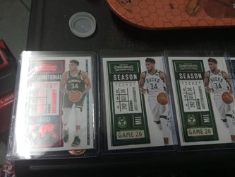 Basketball Cards Zion Williamson And Giannis Antetokdunmpo Lot.