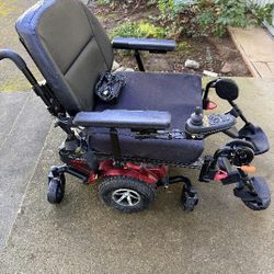 Merit Power Chair HD