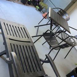 Couch, Breakfast Table, Mirror….