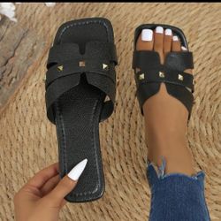 Flat Sandals 