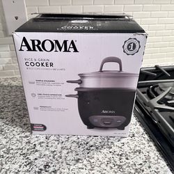 Aroma 6 Cups Pot Style Rice Cooker 
