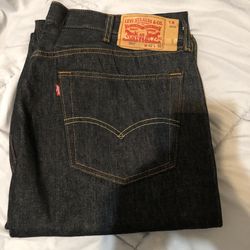 black levi’s 501