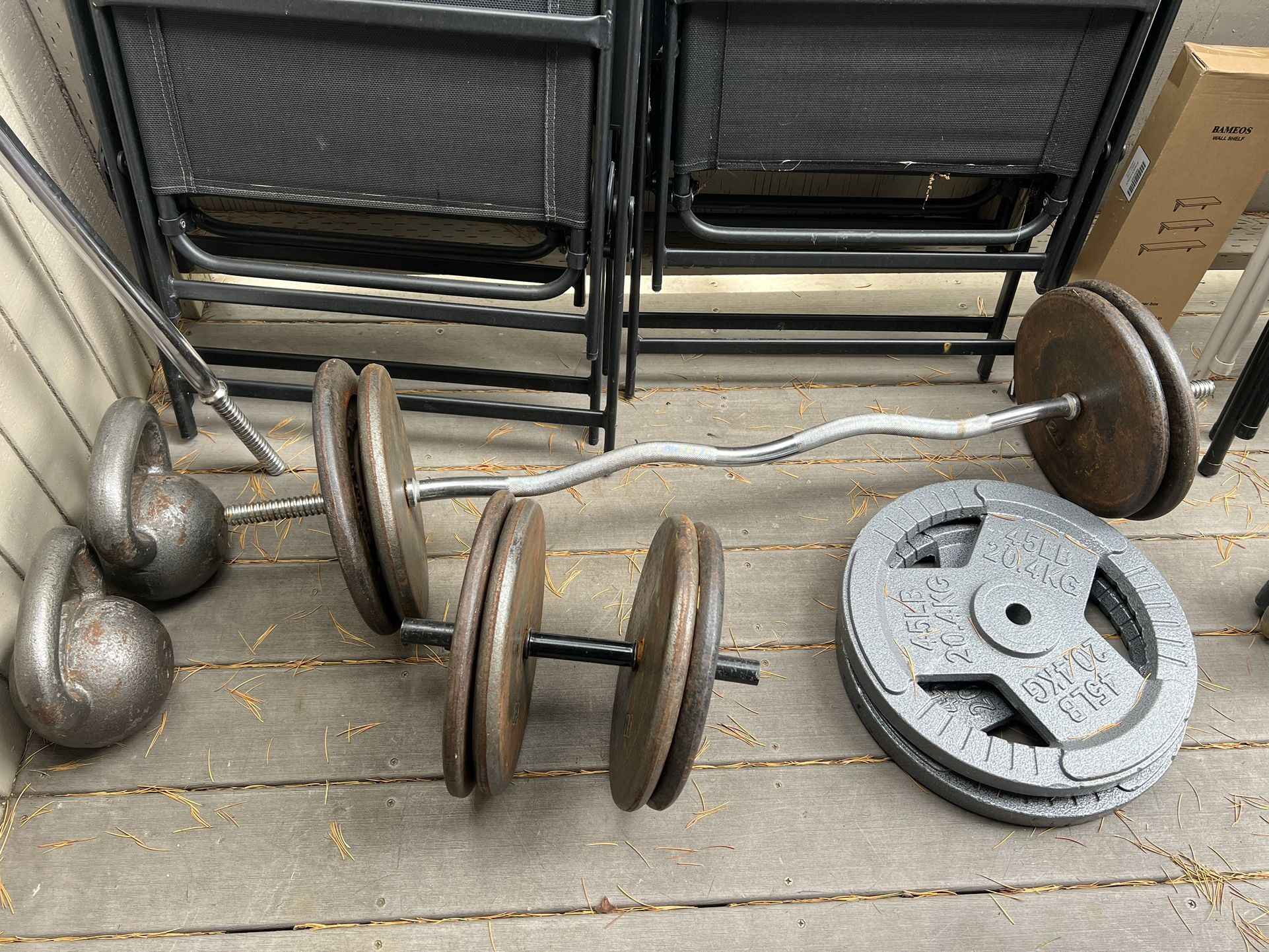 45p Barbell Plates , 35p Kettlebells , 25p Plates , Standard Bars