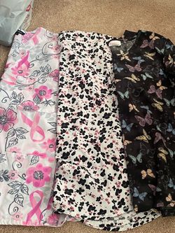Woman’s scrub top set of 3