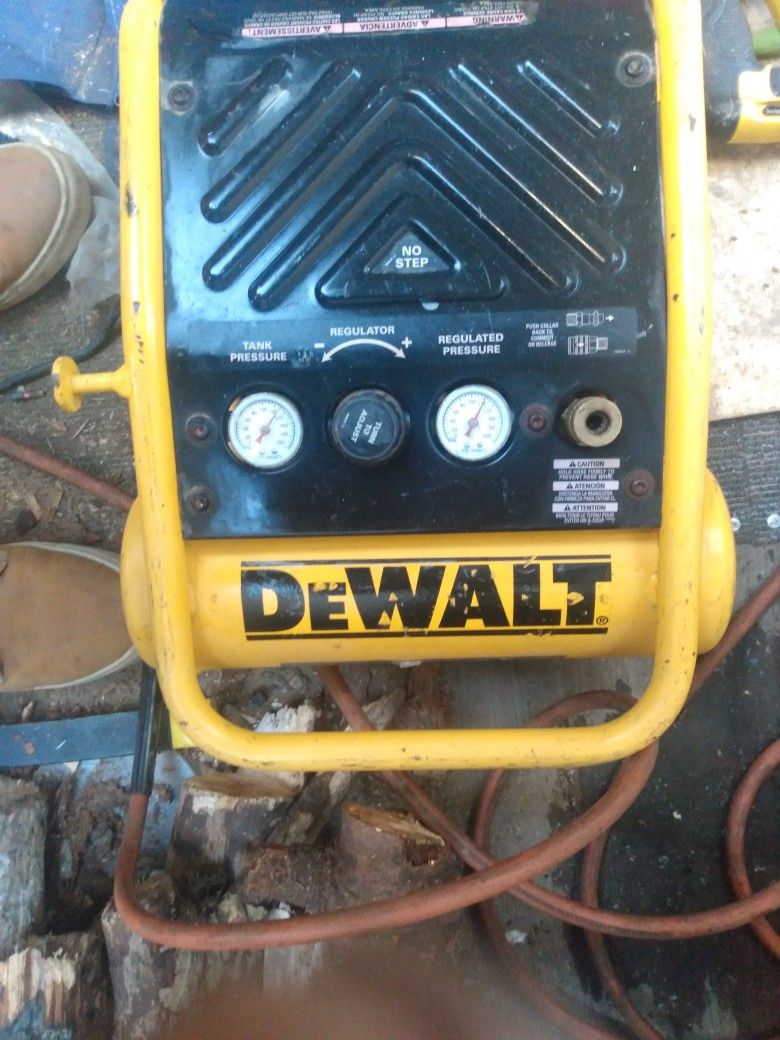 DeWalt Air Compressor 1gal