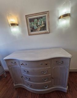 Provincial buffet / dresser / statement piece