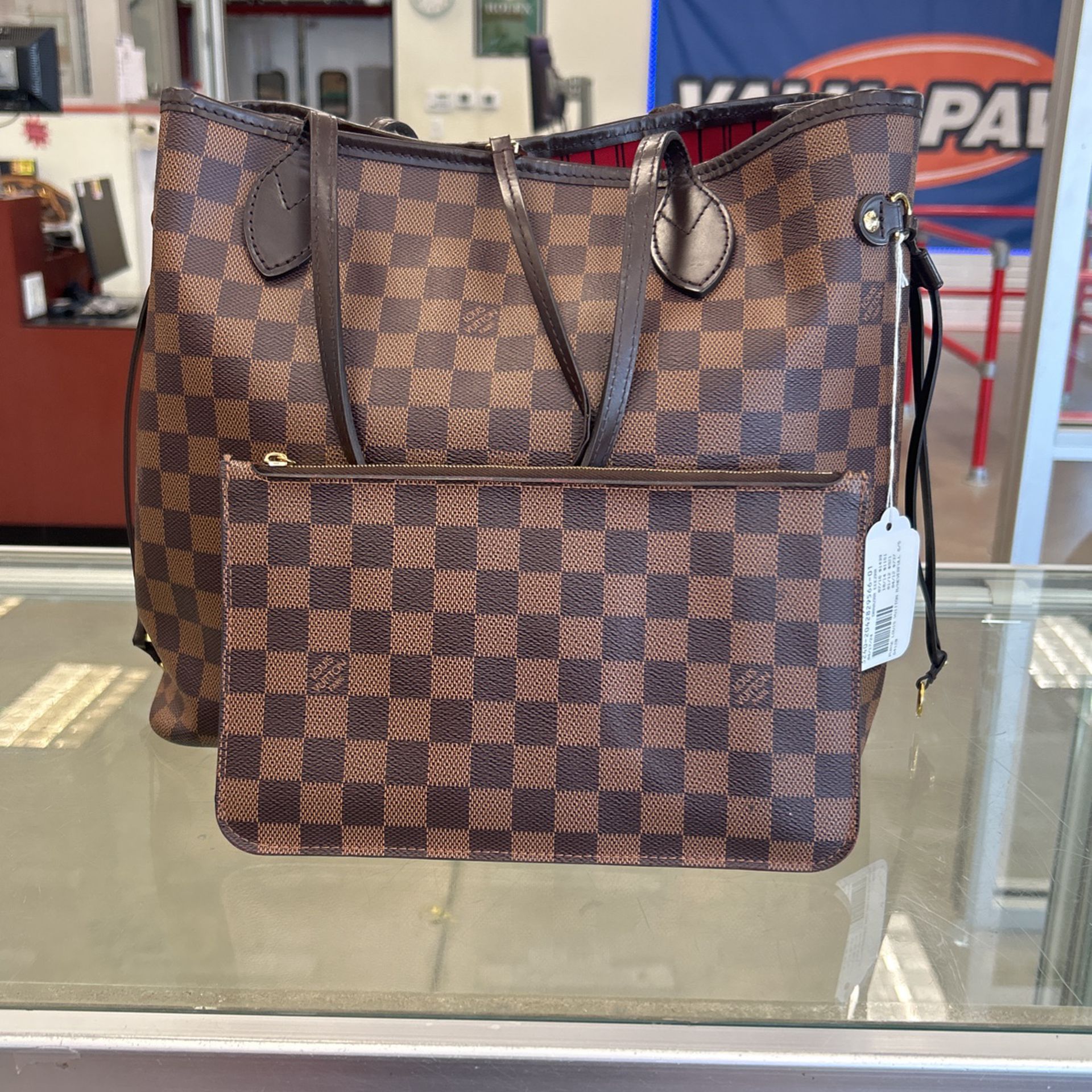 Louis Vuitton Neverfull With Pouch 