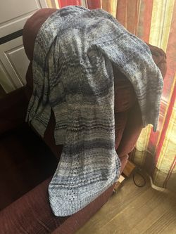 Long Light-weight Sweater ~ Different Blues 