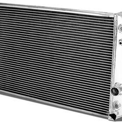 84-90 Corvette 5.7 V8 / 84-90 S10 W/ SBC V8 Conversion 3 Row Radiator