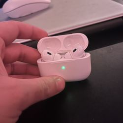 *Repaired* Fully working Apple Airpod Generation 2 With Active Noise Canceling 