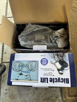 Bicycle lift mount